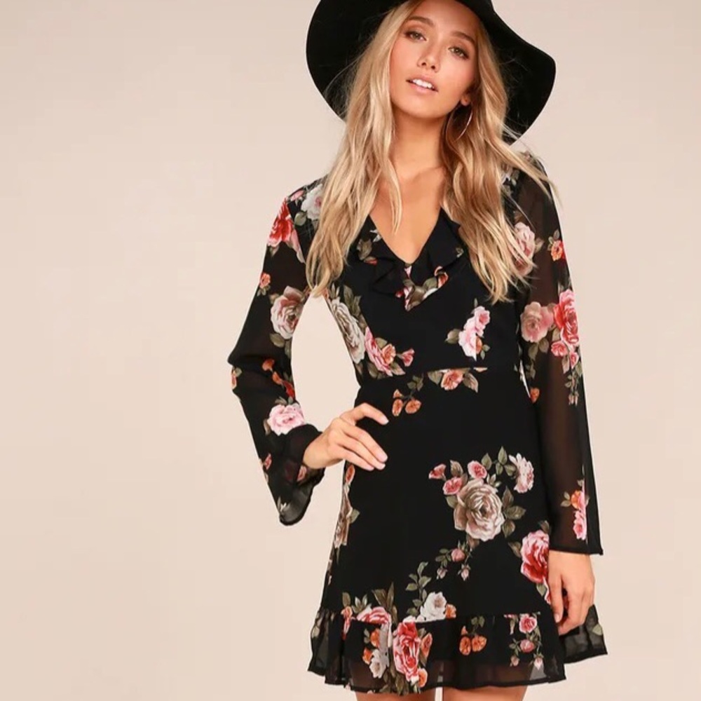 LuLus Boho Long Sleeve Floral Artsy Ruffle Dress